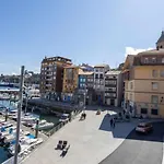 Old Port, Con Vistas Al Puerto.
