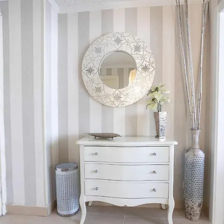 Old Port, Con Vistas Al Puerto * 베르메오