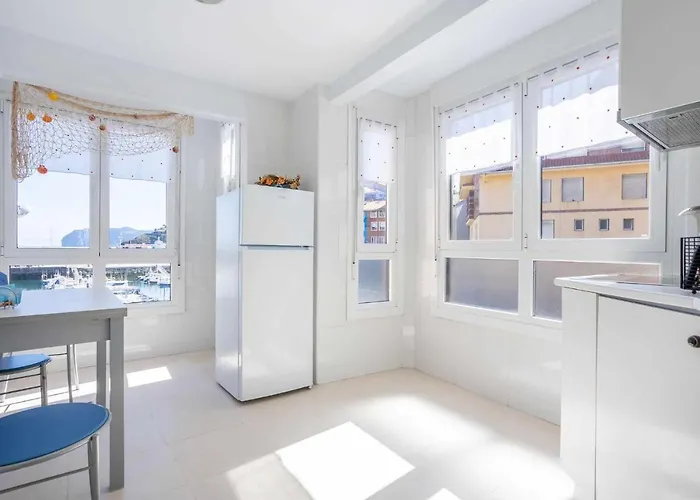 Old Port, Con Vistas Al Puerto. Μπερμέο