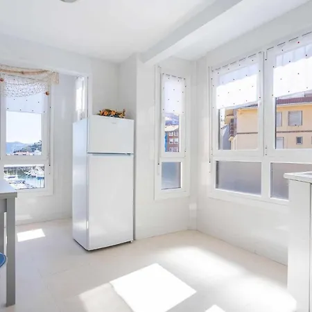 Old Port, Con Vistas Al Puerto Bermeo